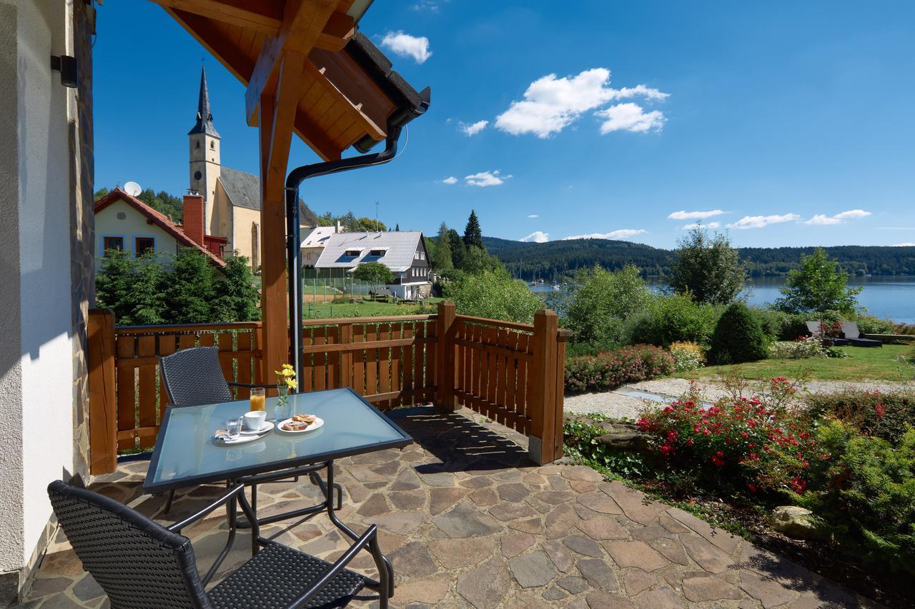 Jbx Resort Hotel Albatros Přední Výtoň Kültér fotó